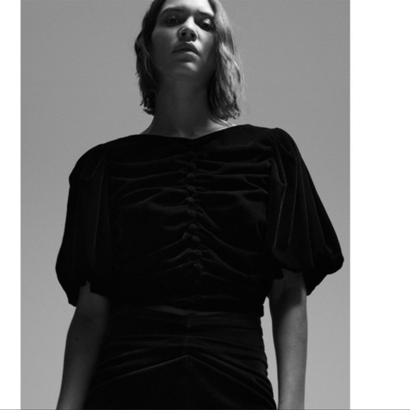 🥰🥰ZARA Velvet Buttoned Rushed Top🥰🥰 - Picture 2 of 8